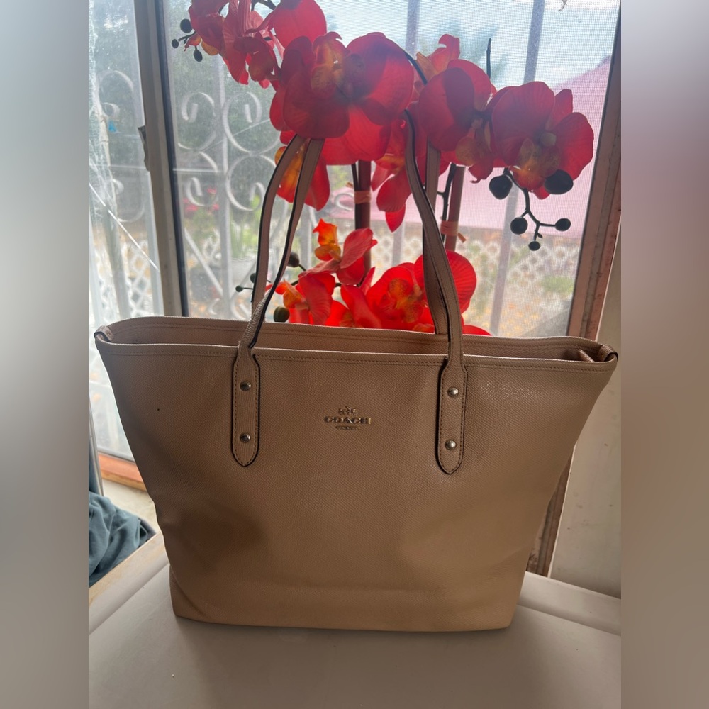 Authentic Coach purse
